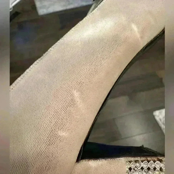 👑👑👑VINTAGE 1968 Christian Dior TAN Velvet Rhinestone Heel Shoes w/ CD Buckle - Picture 9 of 15